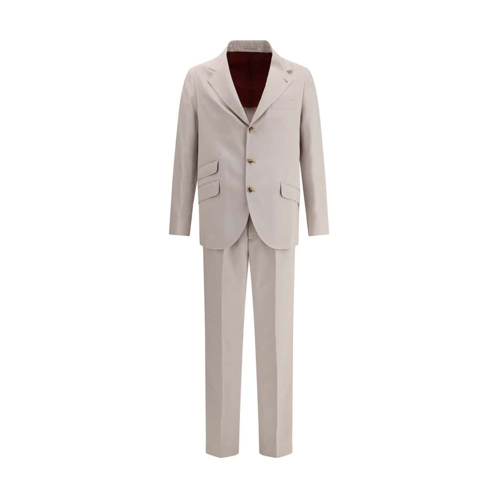 Luxurious men's beige suit with tailored blazer and classic trousers, perfect for formal occasions or business events. Elegant, stylish, and high-quality for a sophisticated look.