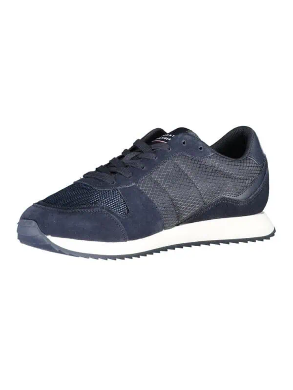 Men's navy athletic sneakers with mesh and suede detailing for casual wear and comfort.