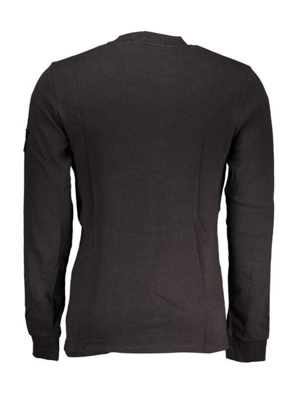 Black men's tailored long sleeve shirt with textured fabric, stylish fit, and modern design for casual or formal wear. Perfect addition to any wardrobe.