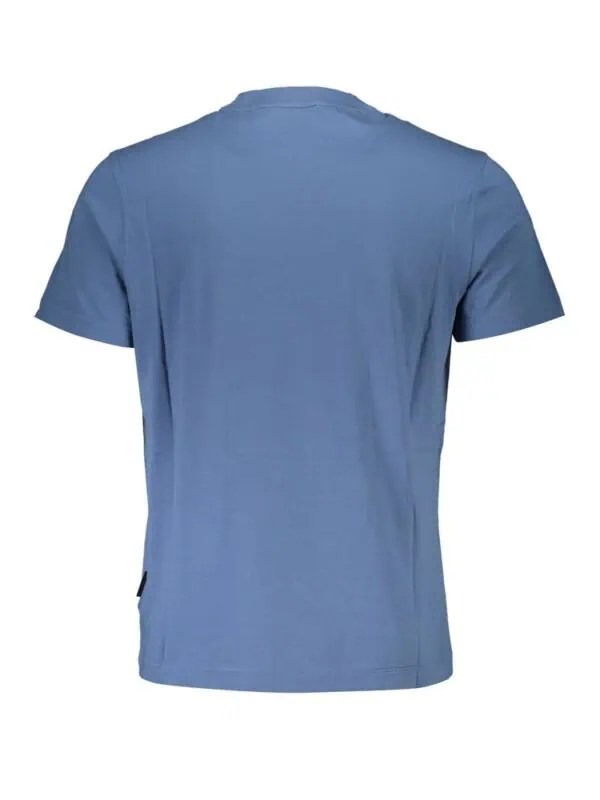 Blue men's t-shirt, casual streetwear, lightweight comfortable fabric, versatile for everyday wear.