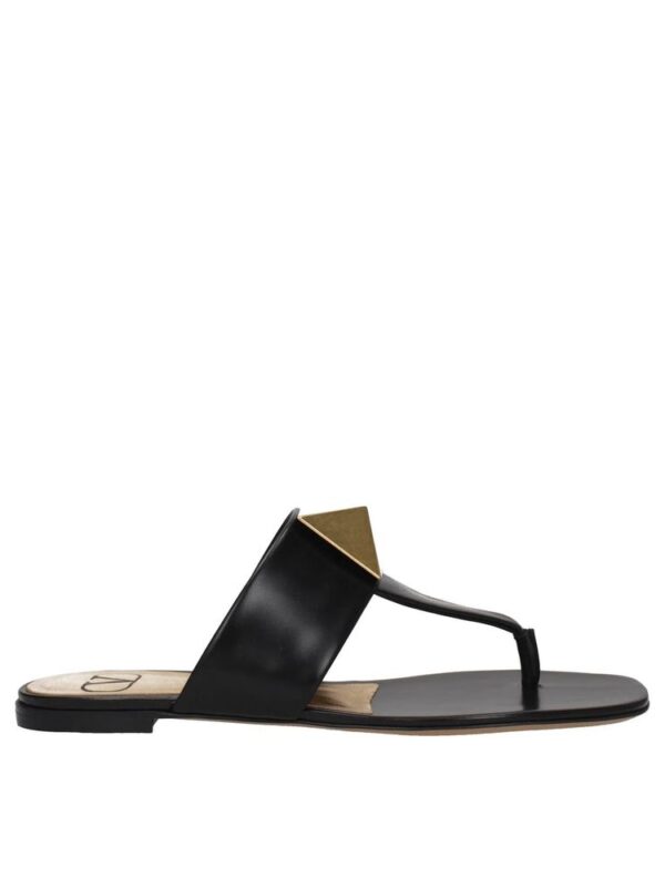 Valentino Garavani One Stud Leather Thong Sandals