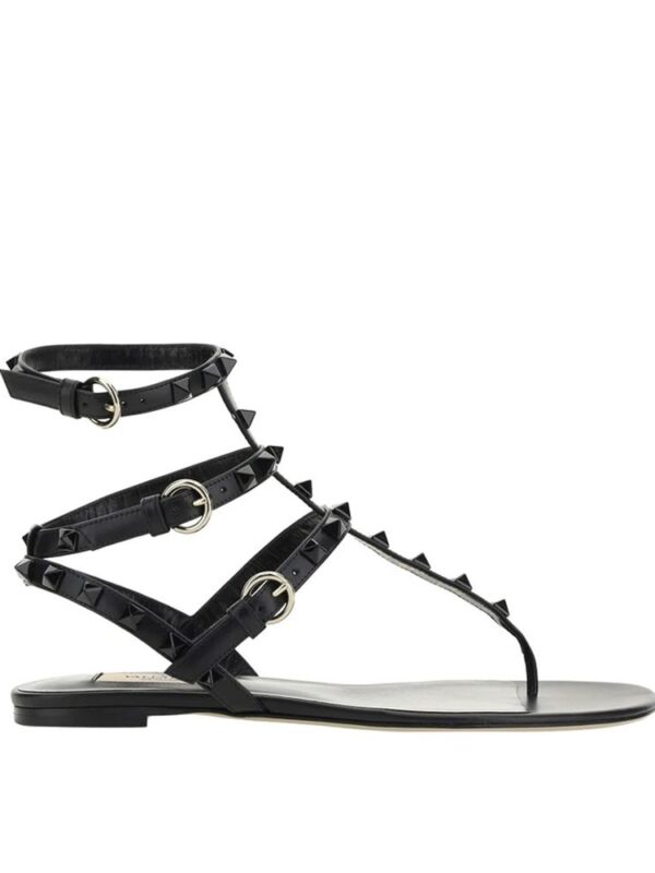 Valentino Garavani Rockstud Flip-Flop Sandlas