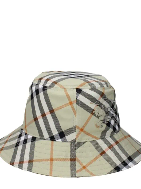 Vintage beige plaid bucket hat with embroidered horse logo, stylish accessory for casual and outdoor wear. Perfect for sun protection and adding a chic touch to your outfit.