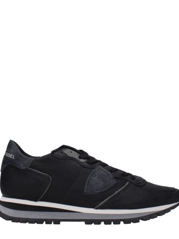 Black luxury designer sneaker with logo detailing, sleek silhouette, and comfortable sole - perfect for casual and stylish wear.