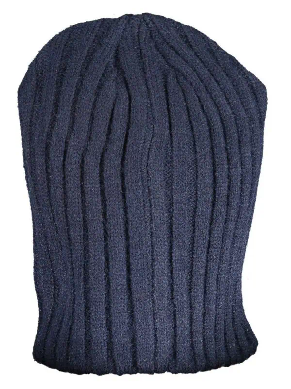 Knitted navy blue beanie hat, warm and stylish winter accessory, perfect for cold weather. Made from soft, high-quality yarn with a ribbed design for a cozy fit. Durable and fashionable.
