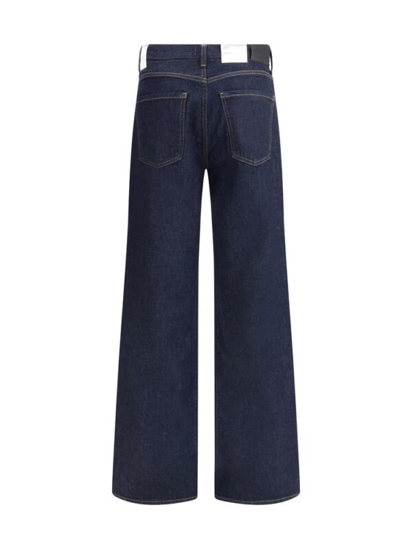 Dark blue high-waisted wide-leg jeans with classic stitching and back pockets, designed for a stylish and comfortable fit. Perfect for casual and chic outfits.